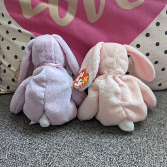 Ty Beanie Babies Lot of 2- Floppity/ Hoppity Bunnies w tags. - Picture 2 of 7